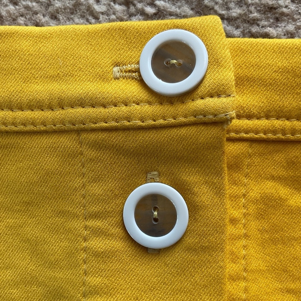 FENDI Women’s Sz 40 (US 8/10) Wool Cotton Silk Lined Yellow Button Front Skirt - Picture 3 of 13